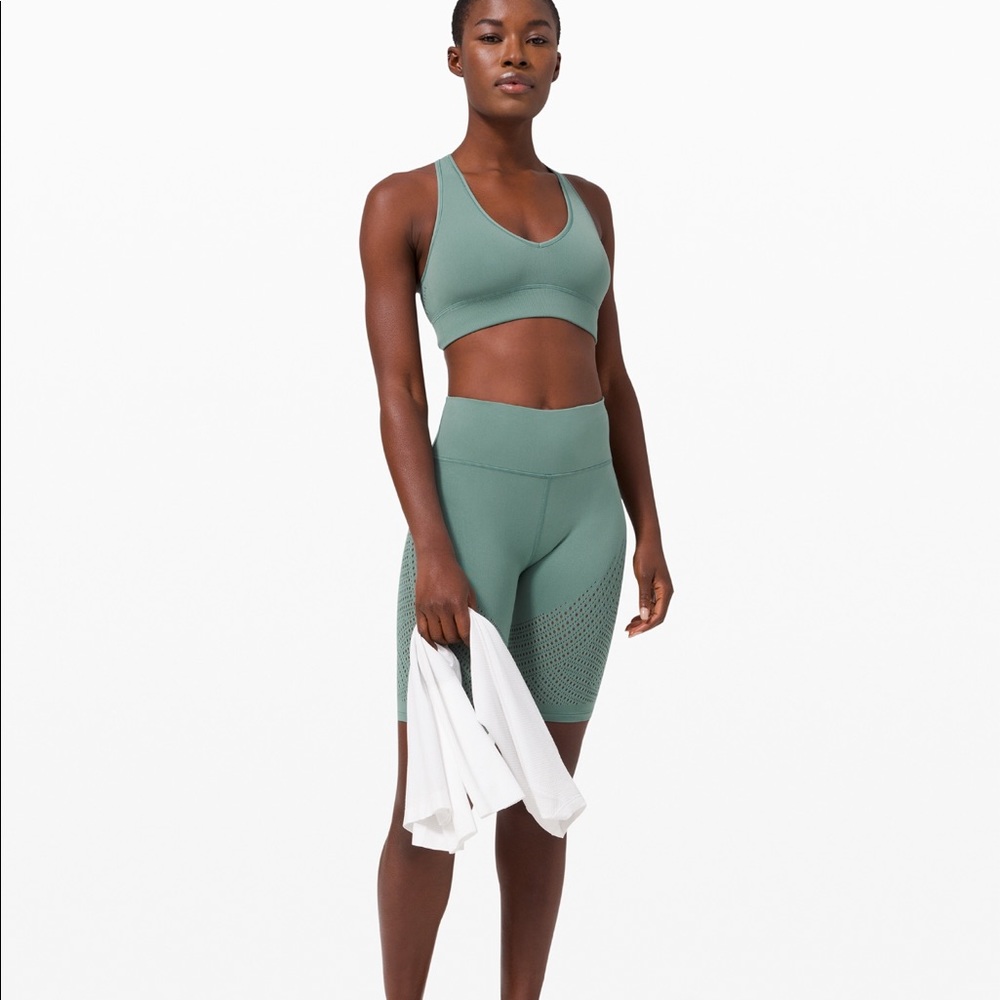 Lululemon Reveal Short Digital Rain Size 10 - Picture 2 of 11